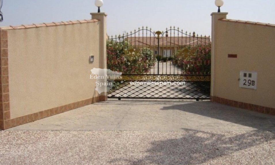 Immobilien Zweiter Hand - Landhaus - Daya Nueva