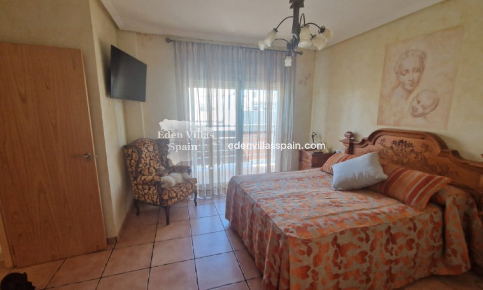 Immobilien Zweiter Hand - Landhaus - Dolores