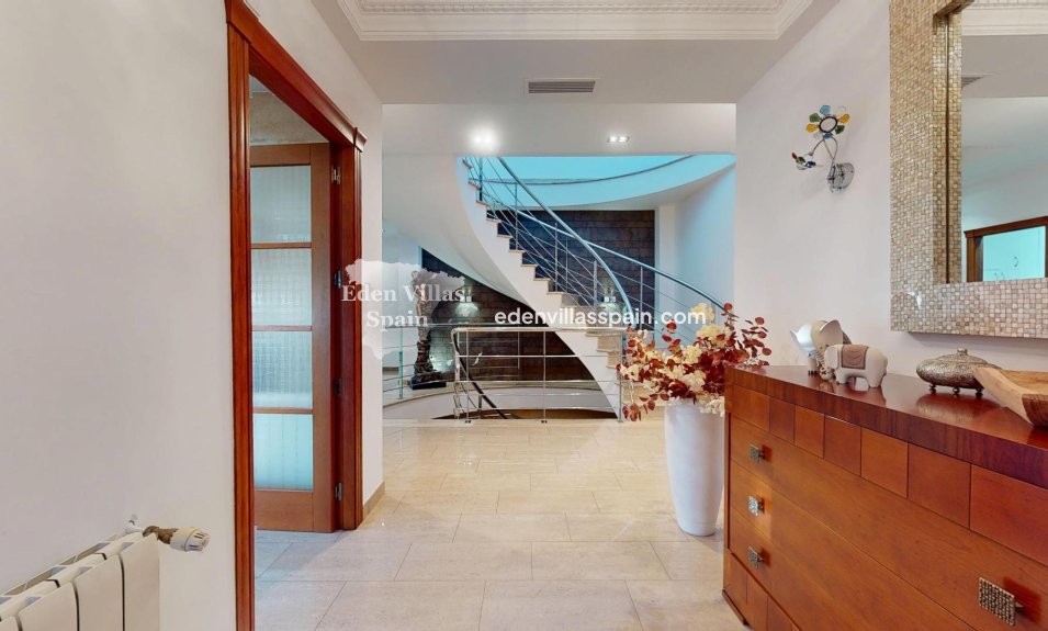 Immobilien Zweiter Hand - Landhaus - Elche