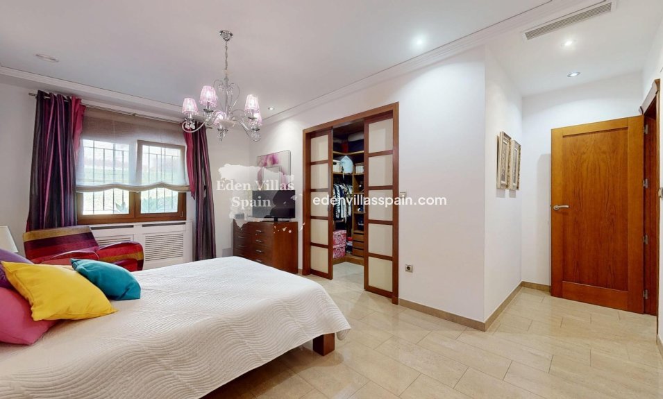 Immobilien Zweiter Hand - Landhaus - Elche