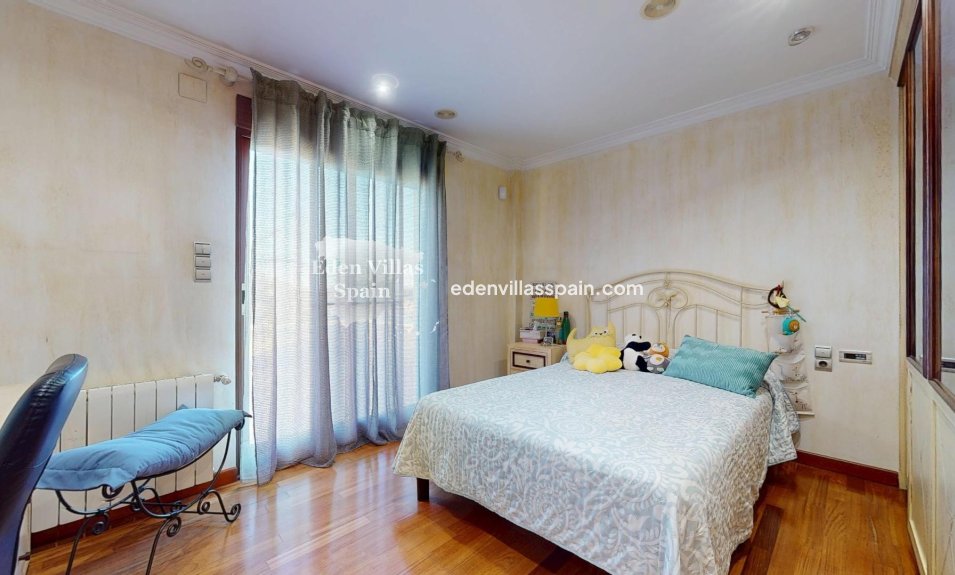 Immobilien Zweiter Hand - Landhaus - Elche