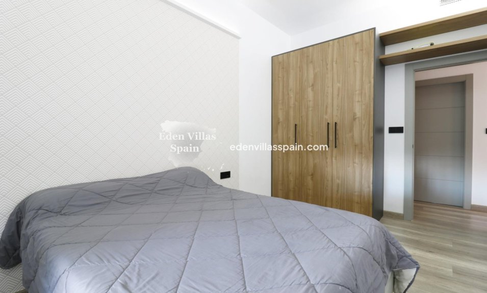 Immobilien Zweiter Hand - Landhaus - Santa Pola