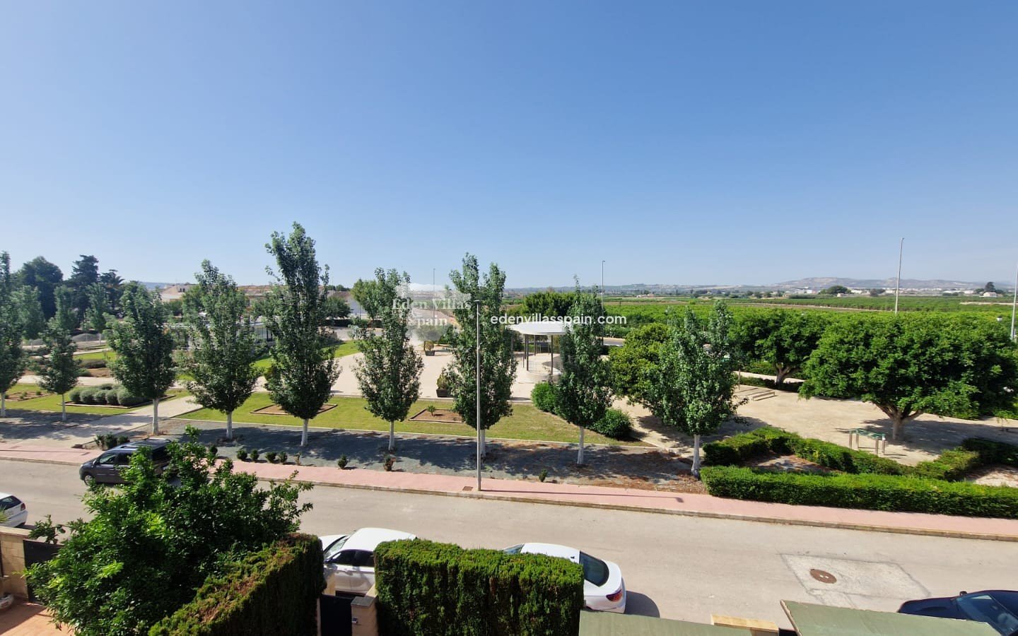 Immobilien Zweiter Hand - Reiheneinfamilienhaus - Daya Nueva