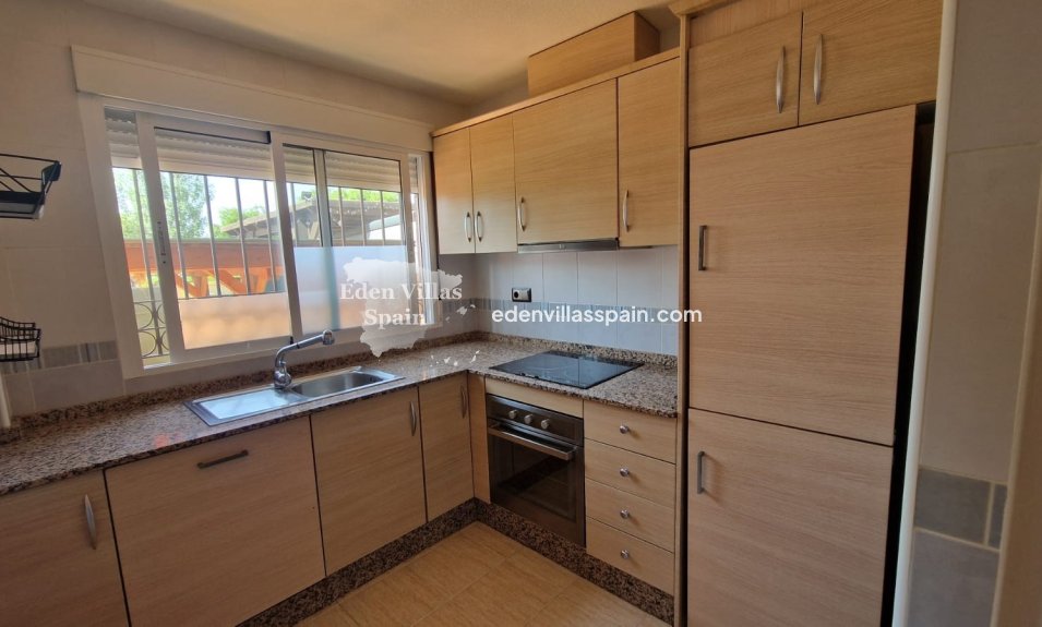 Immobilien Zweiter Hand - Reiheneinfamilienhaus - Daya Nueva