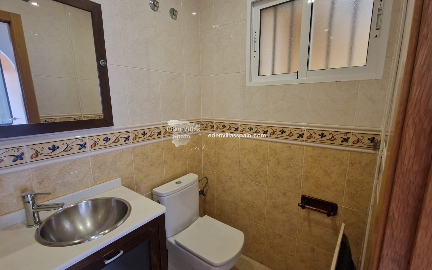 Immobilien Zweiter Hand - Reiheneinfamilienhaus - Daya Nueva