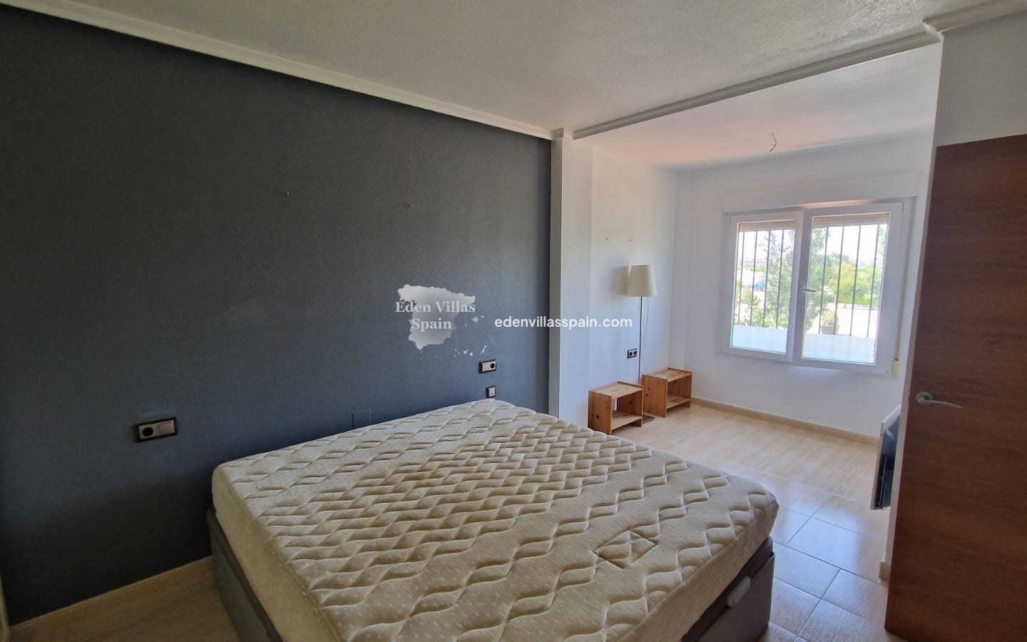 Immobilien Zweiter Hand - Reiheneinfamilienhaus - Daya Nueva