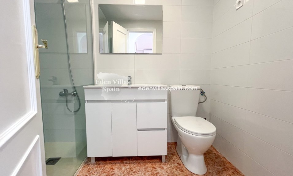 Immobilien Zweiter Hand - Reihenhaus - Los Montesinos