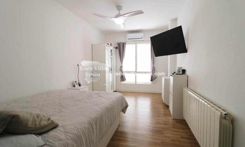 Immobilien Zweiter Hand - Stadthaus - Santa Pola