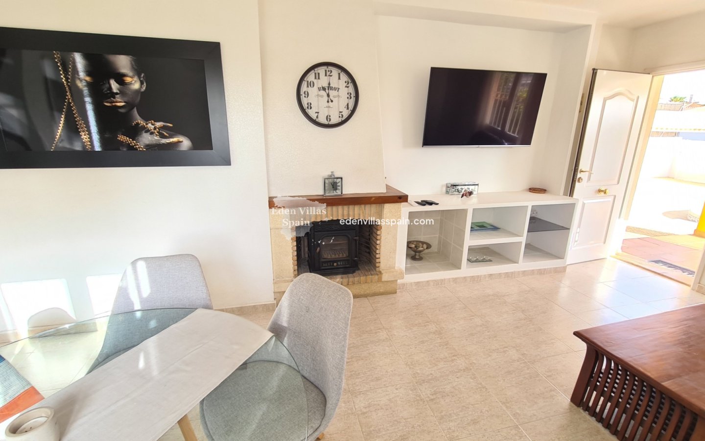 Immobilien Zweiter Hand - Urbanisierung freistehende Villa - La Marina