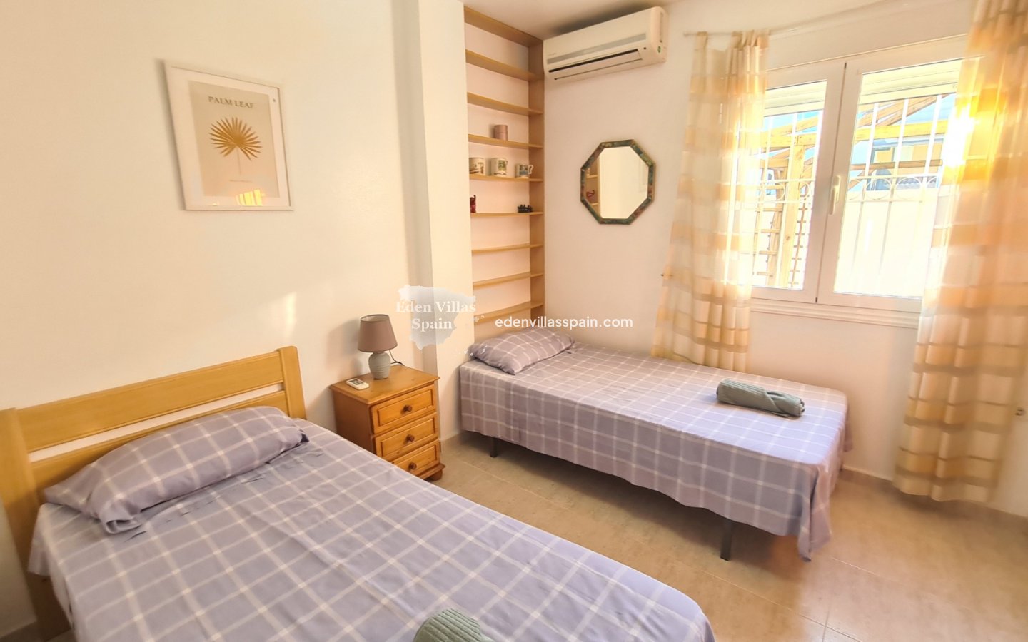 Immobilien Zweiter Hand - Urbanisierung freistehende Villa - La Marina