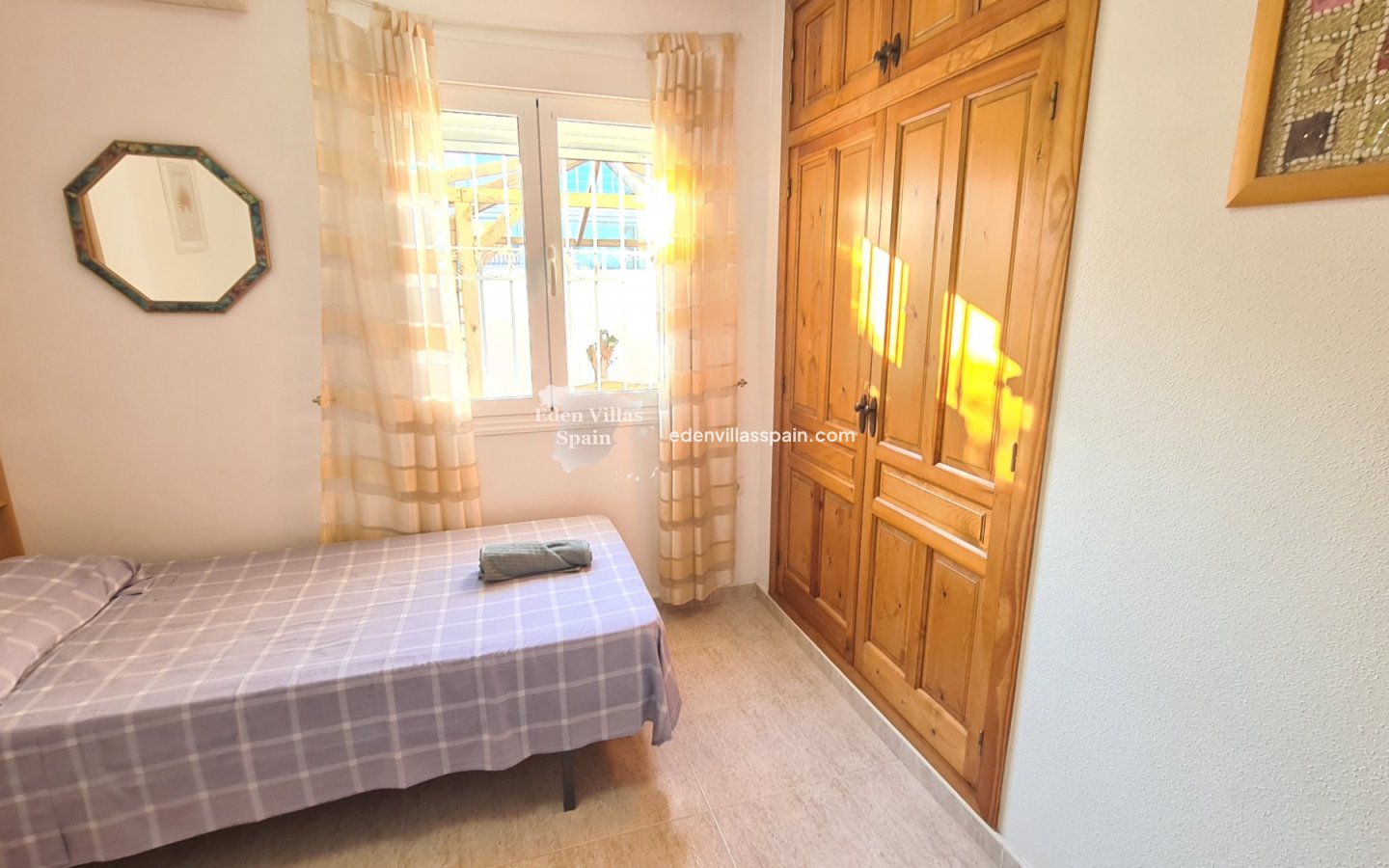 Immobilien Zweiter Hand - Urbanisierung freistehende Villa - La Marina