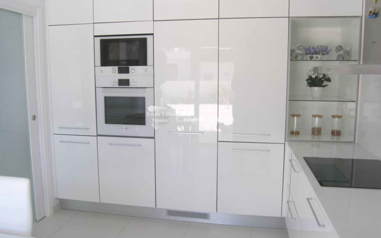 Immobilien Zweiter Hand - Villa an der Küste - La Marina