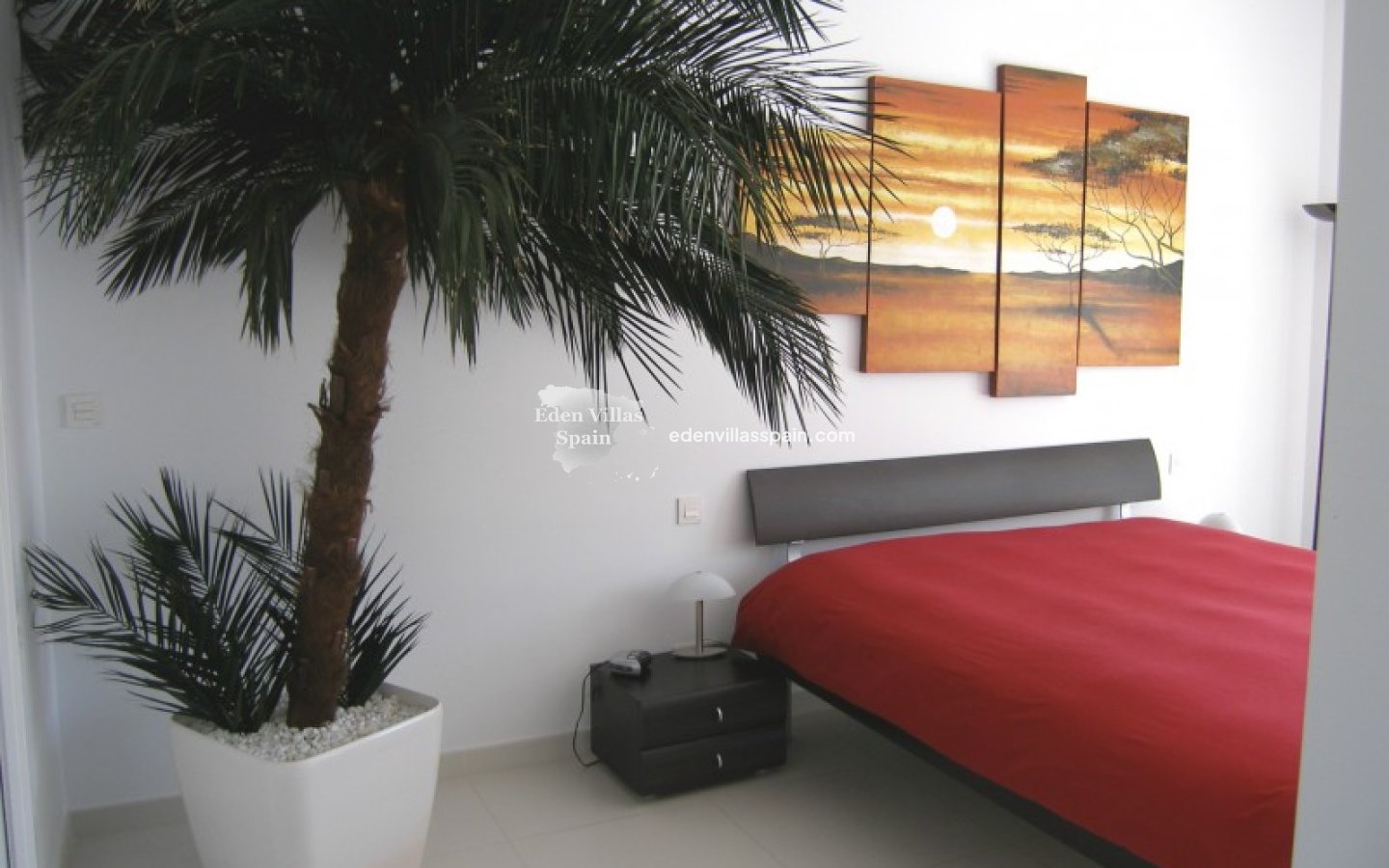 Immobilien Zweiter Hand - Villa an der Küste - La Marina