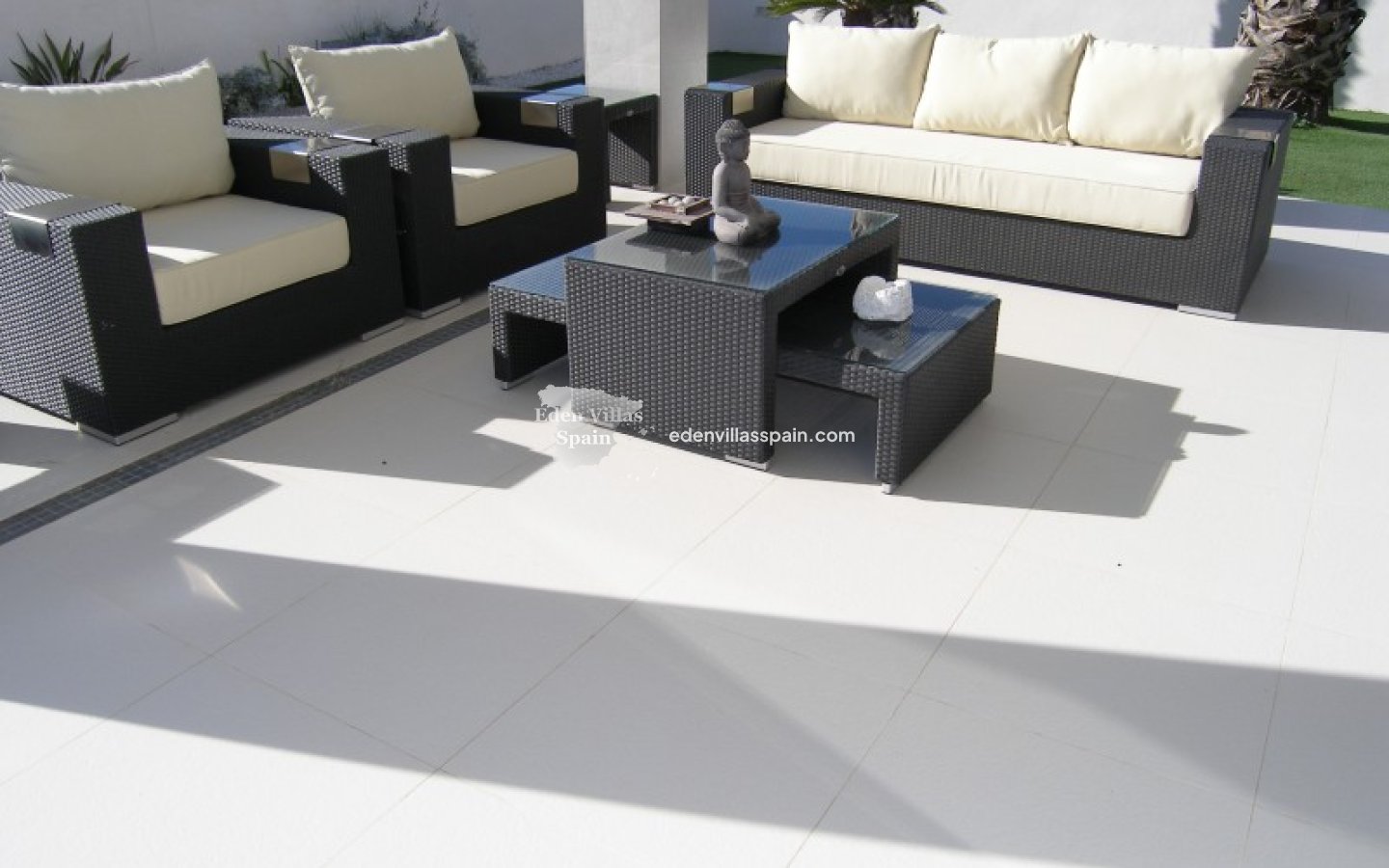 Immobilien Zweiter Hand - Villa an der Küste - La Marina