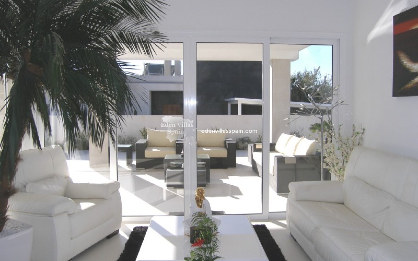 Immobilien Zweiter Hand - Villa an der Küste - La Marina