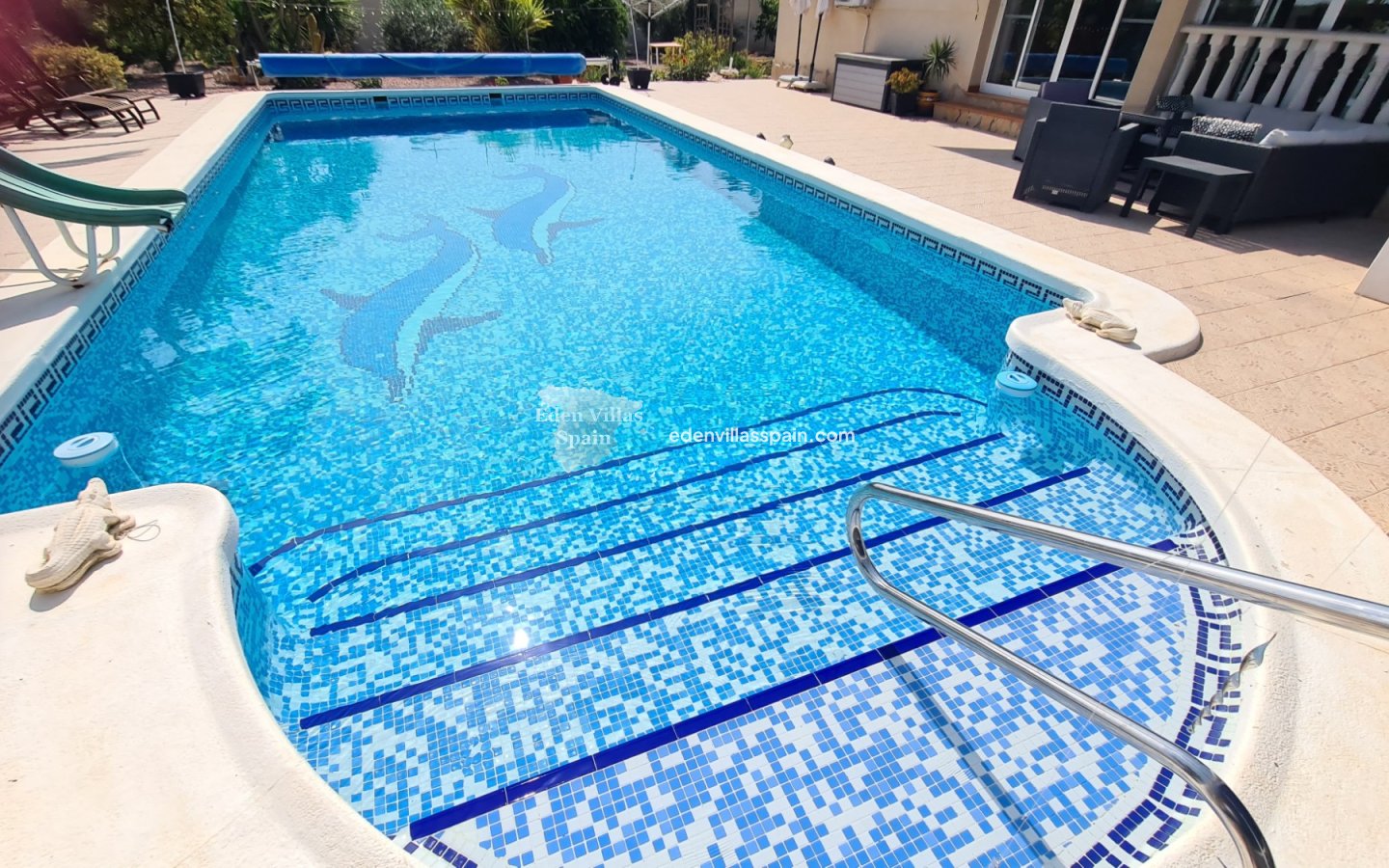 Immobilien Zweiter Hand - Villa an der Küste - La Marina