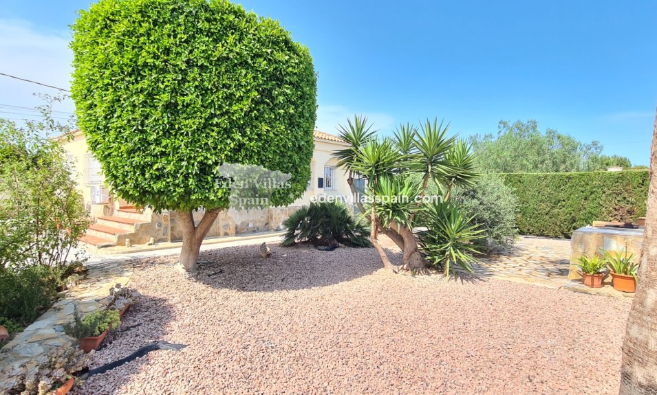 Immobilien Zweiter Hand - Villa an der Küste - La Marina