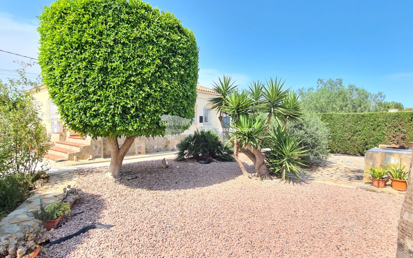 Immobilien Zweiter Hand - Villa an der Küste - La Marina