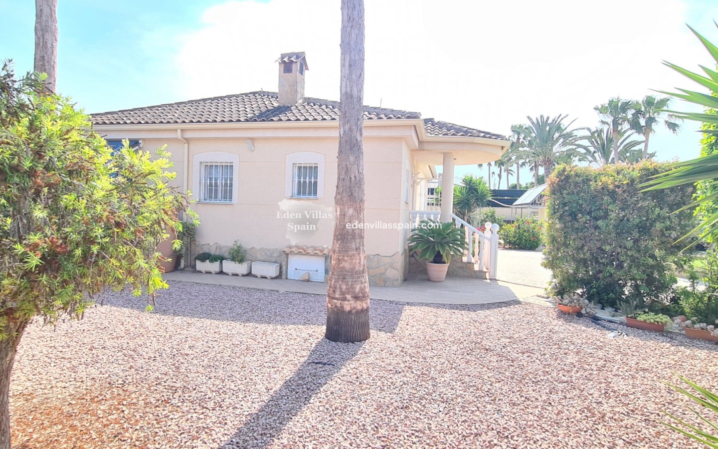 Immobilien Zweiter Hand - Villa an der Küste - La Marina