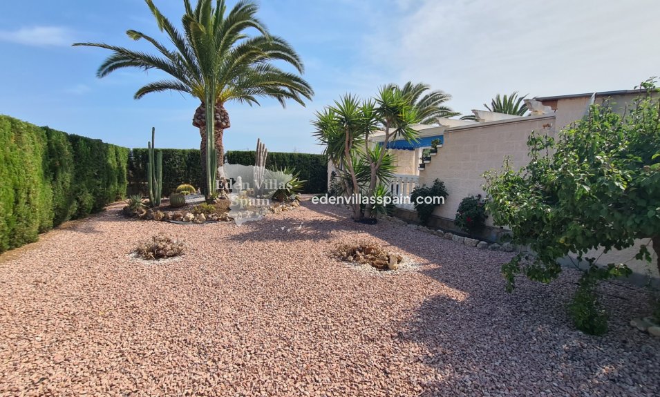 Immobilien Zweiter Hand - Villa an der Küste - La Marina