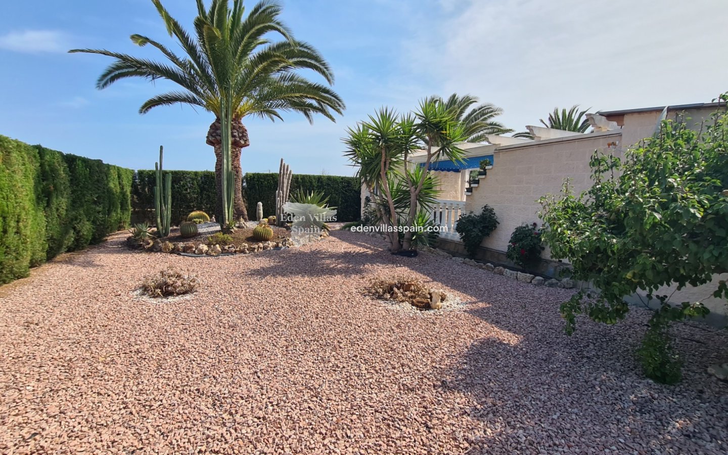 Immobilien Zweiter Hand - Villa an der Küste - La Marina