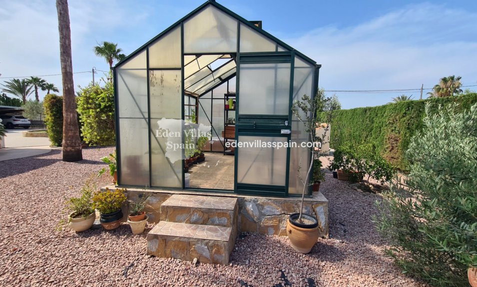 Immobilien Zweiter Hand - Villa an der Küste - La Marina