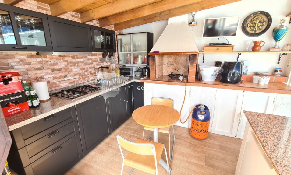 Immobilien Zweiter Hand - Villa an der Küste - La Marina