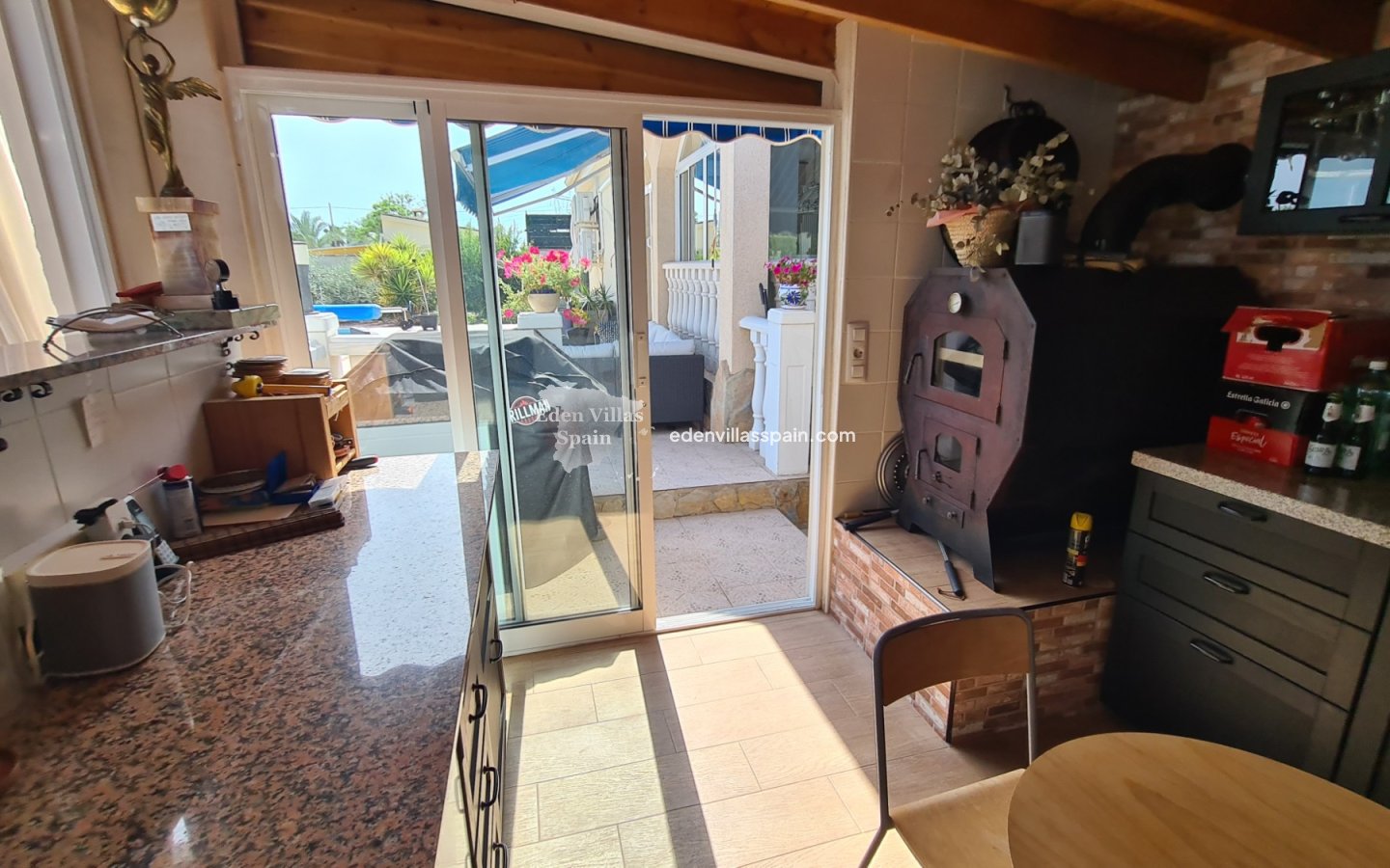 Immobilien Zweiter Hand - Villa an der Küste - La Marina