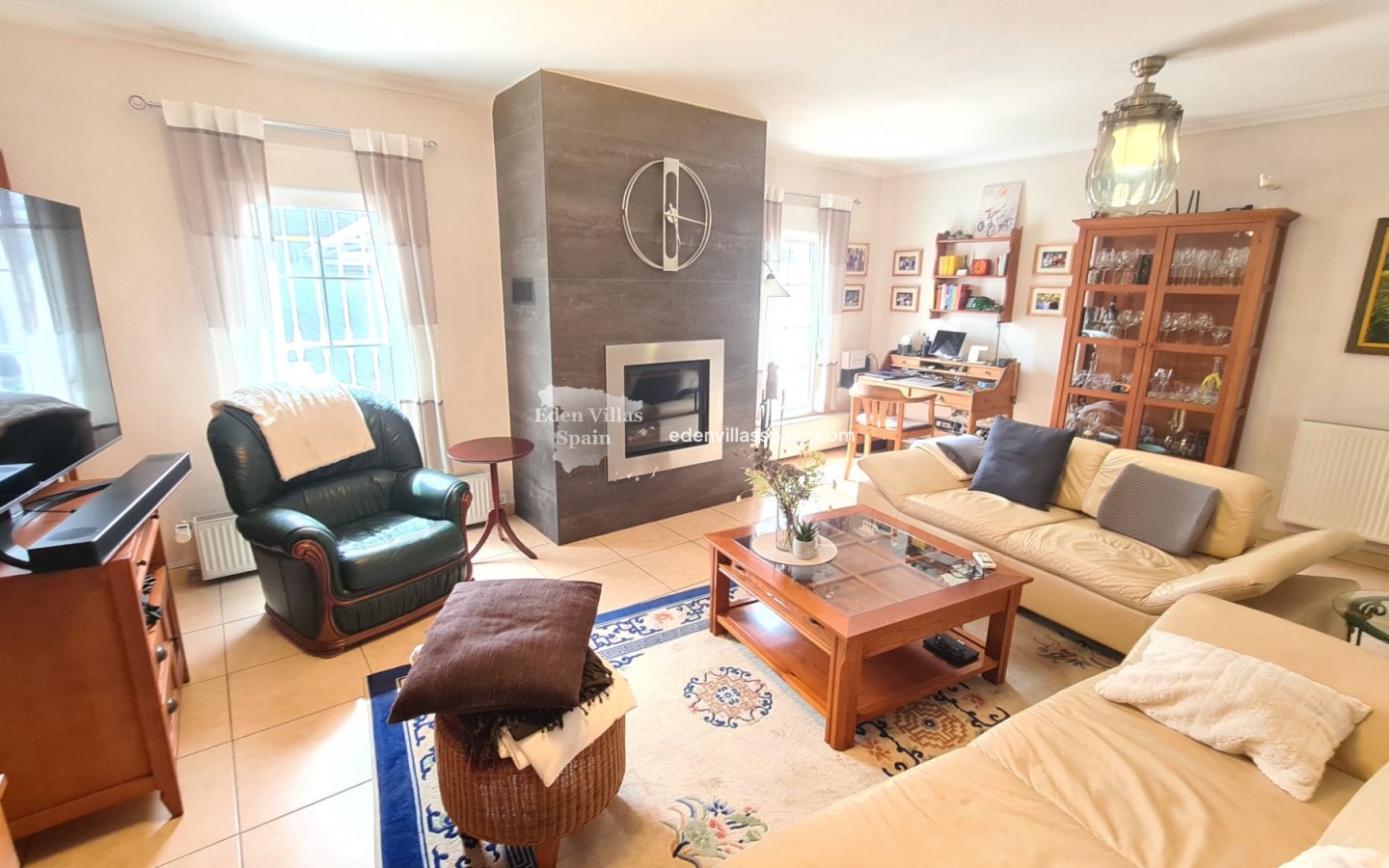 Immobilien Zweiter Hand - Villa an der Küste - La Marina