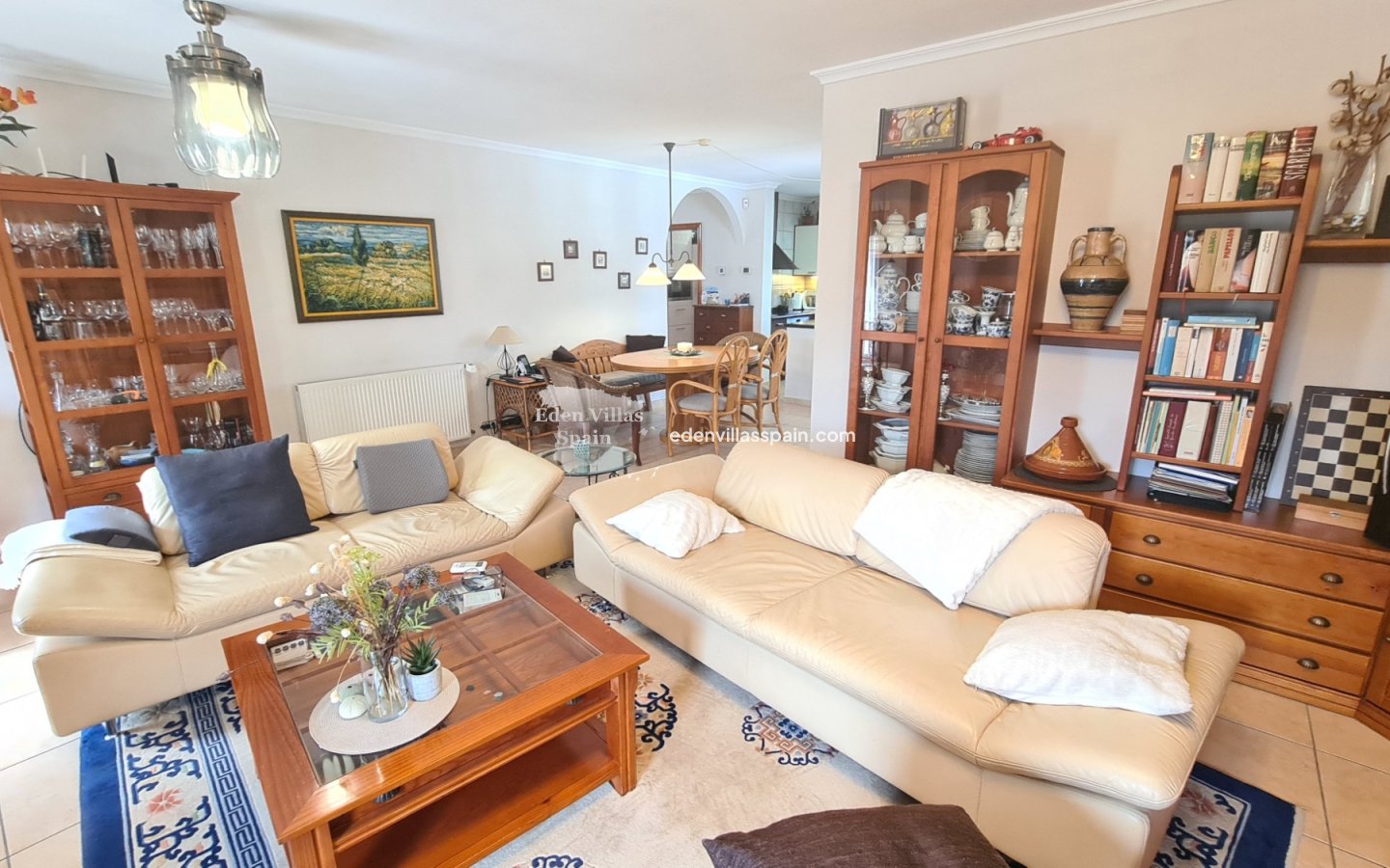 Immobilien Zweiter Hand - Villa an der Küste - La Marina