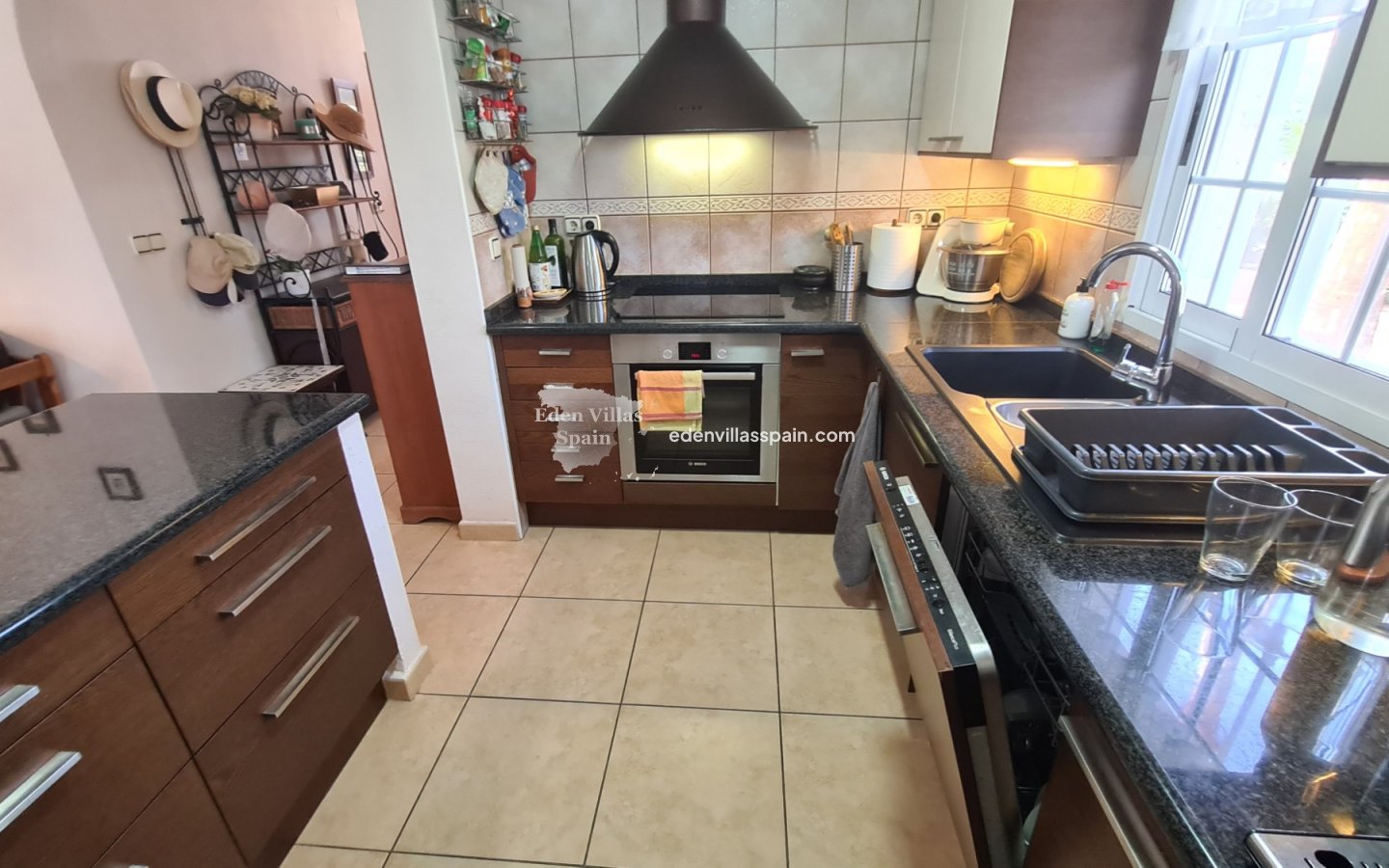 Immobilien Zweiter Hand - Villa an der Küste - La Marina