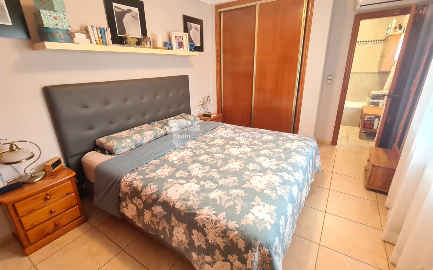 Immobilien Zweiter Hand - Villa an der Küste - La Marina