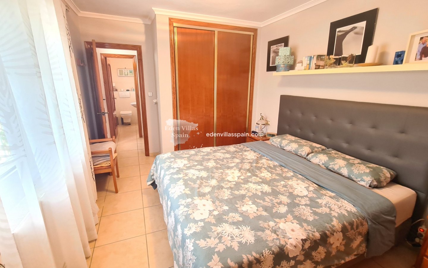 Immobilien Zweiter Hand - Villa an der Küste - La Marina