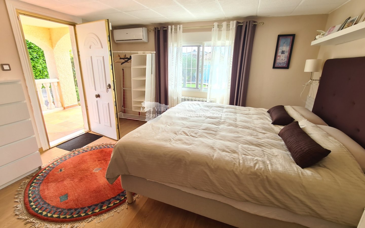 Immobilien Zweiter Hand - Villa an der Küste - La Marina