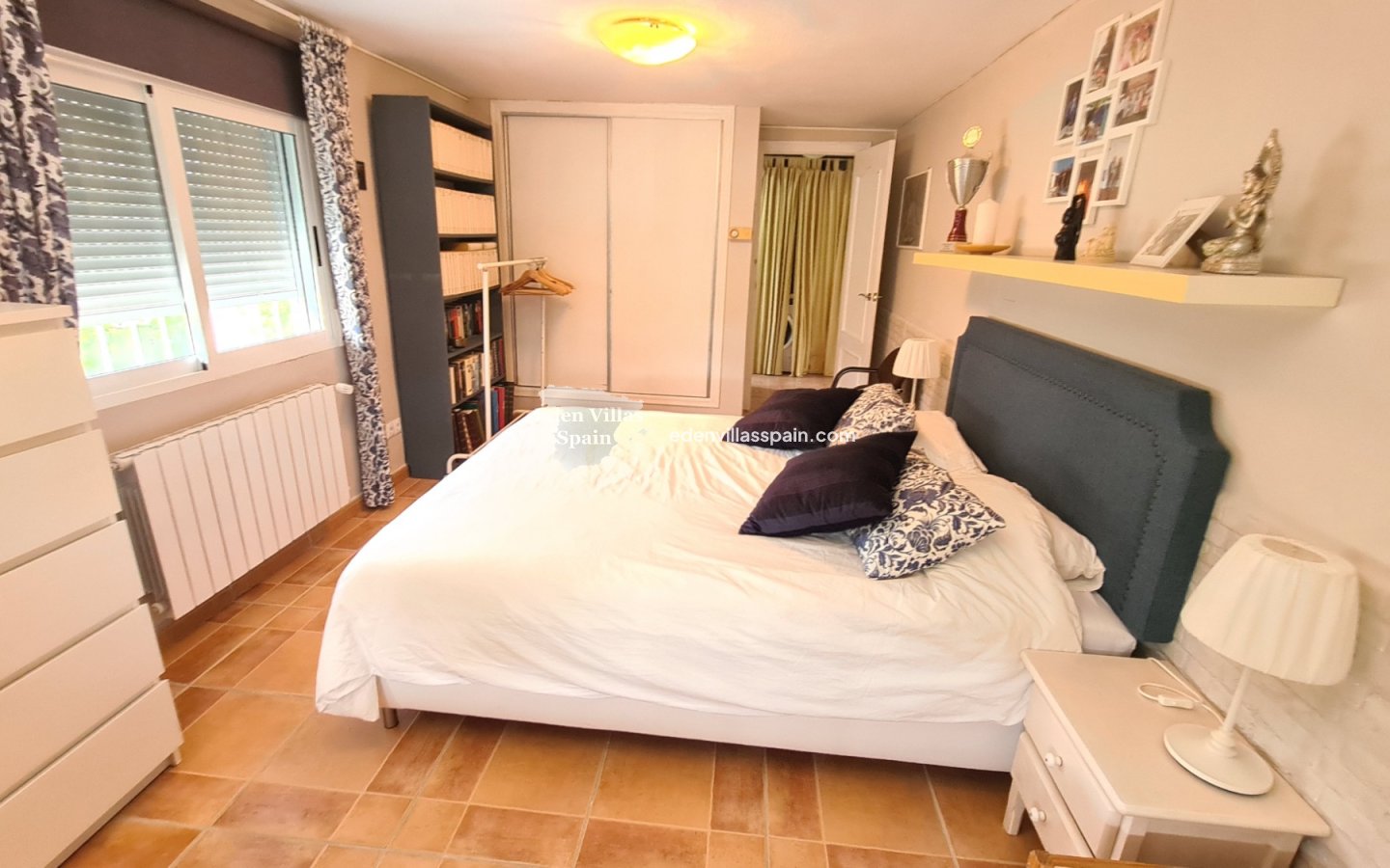 Immobilien Zweiter Hand - Villa an der Küste - La Marina