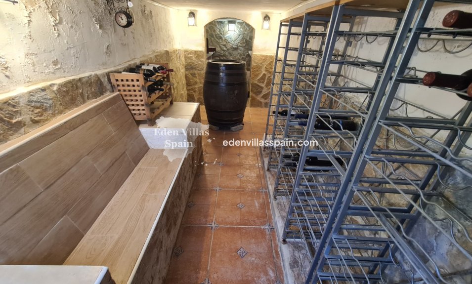 Immobilien Zweiter Hand - Villa an der Küste - La Marina