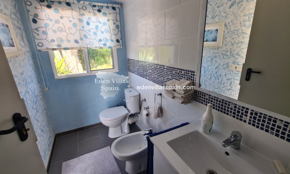 Immobilien Zweiter Hand - Villa an der Küste - La Marina