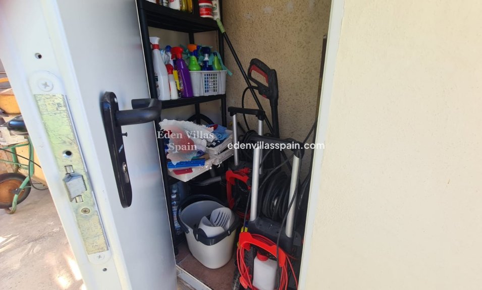 Immobilien Zweiter Hand - Villa an der Küste - La Marina