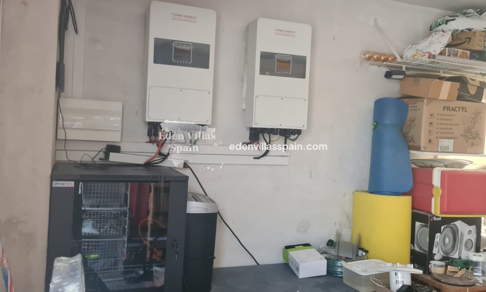 Immobilien Zweiter Hand - Villa an der Küste - La Marina