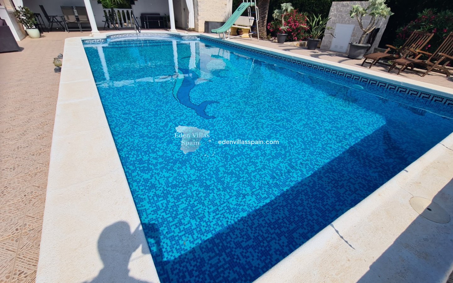 Immobilien Zweiter Hand - Villa an der Küste - La Marina