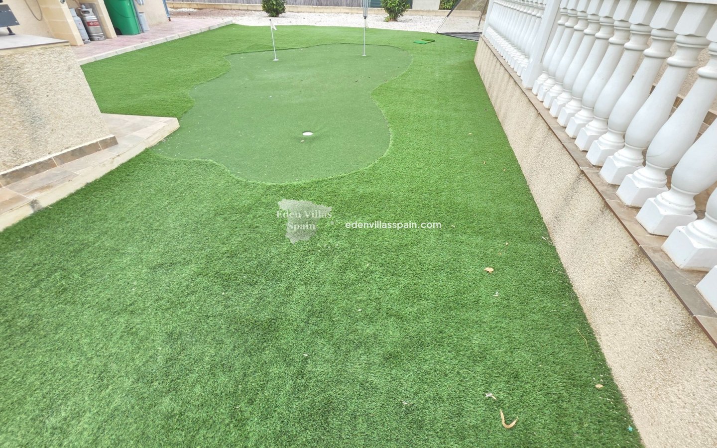 Immobilien Zweiter Hand - Villa an der Küste - La Marina