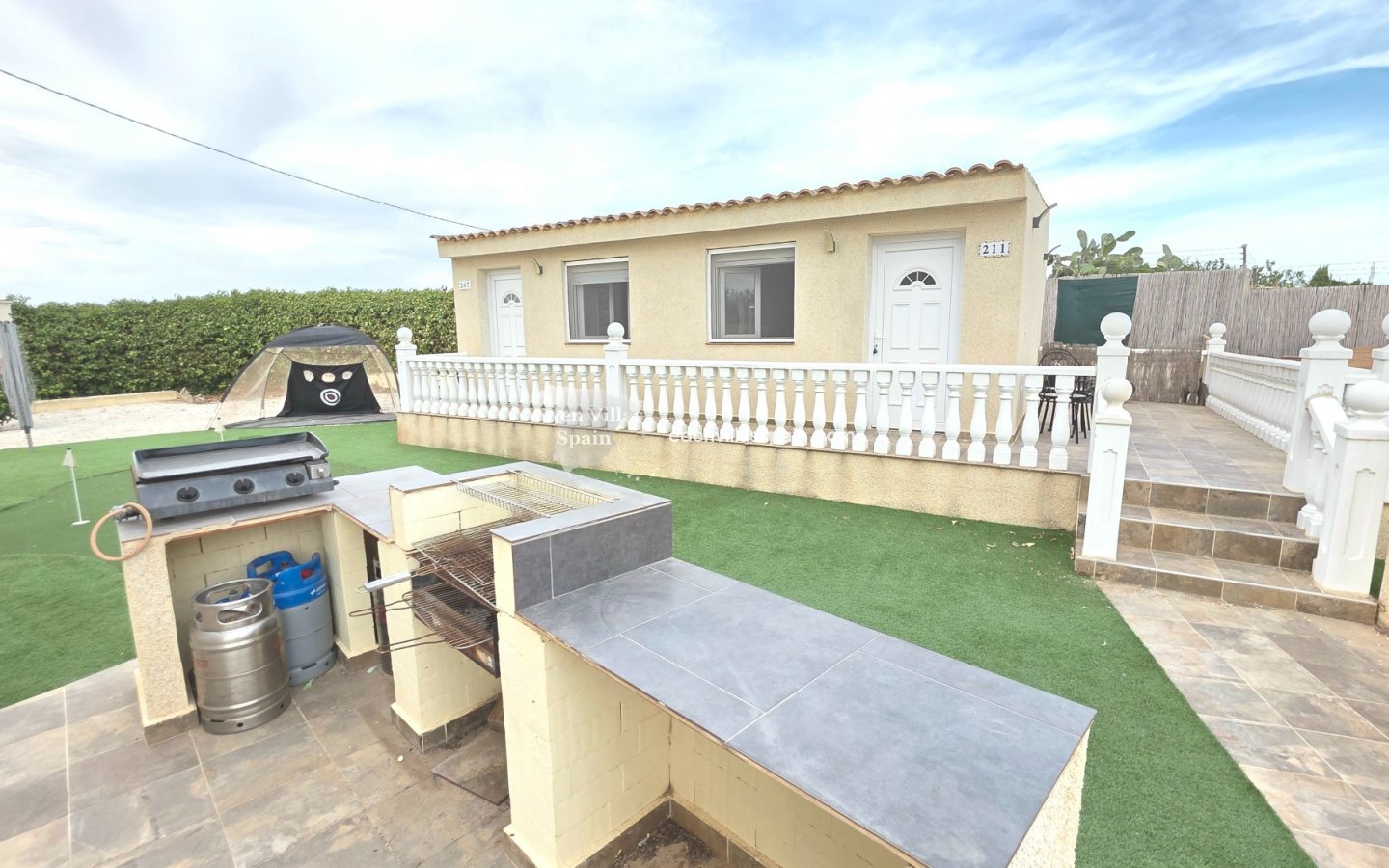 Immobilien Zweiter Hand - Villa an der Küste - La Marina