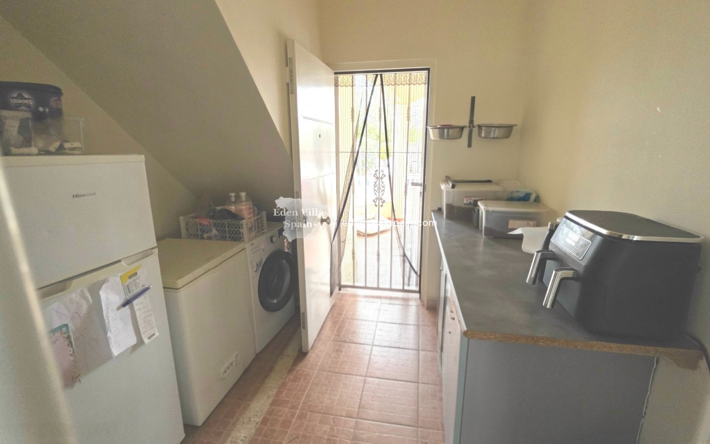 Immobilien Zweiter Hand - Villa an der Küste - La Marina