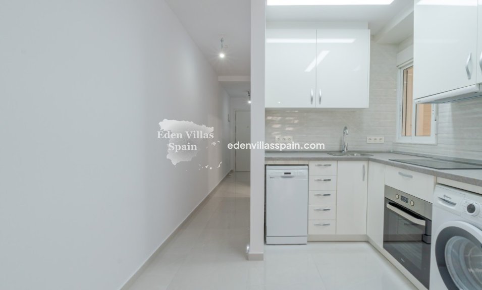 Immobilien Zweiter Hand - Wohnung an der Küste - Torrevieja