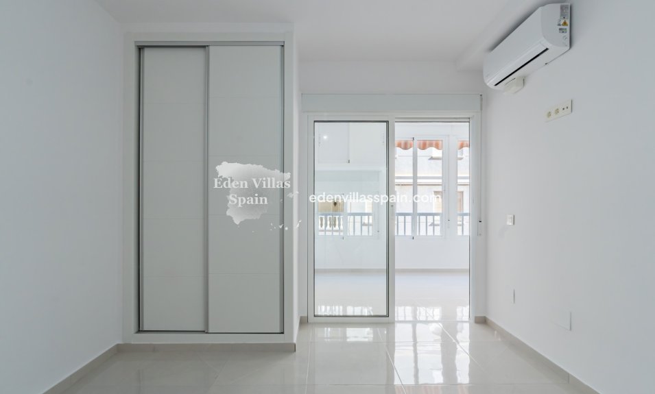 Immobilien Zweiter Hand - Wohnung an der Küste - Torrevieja