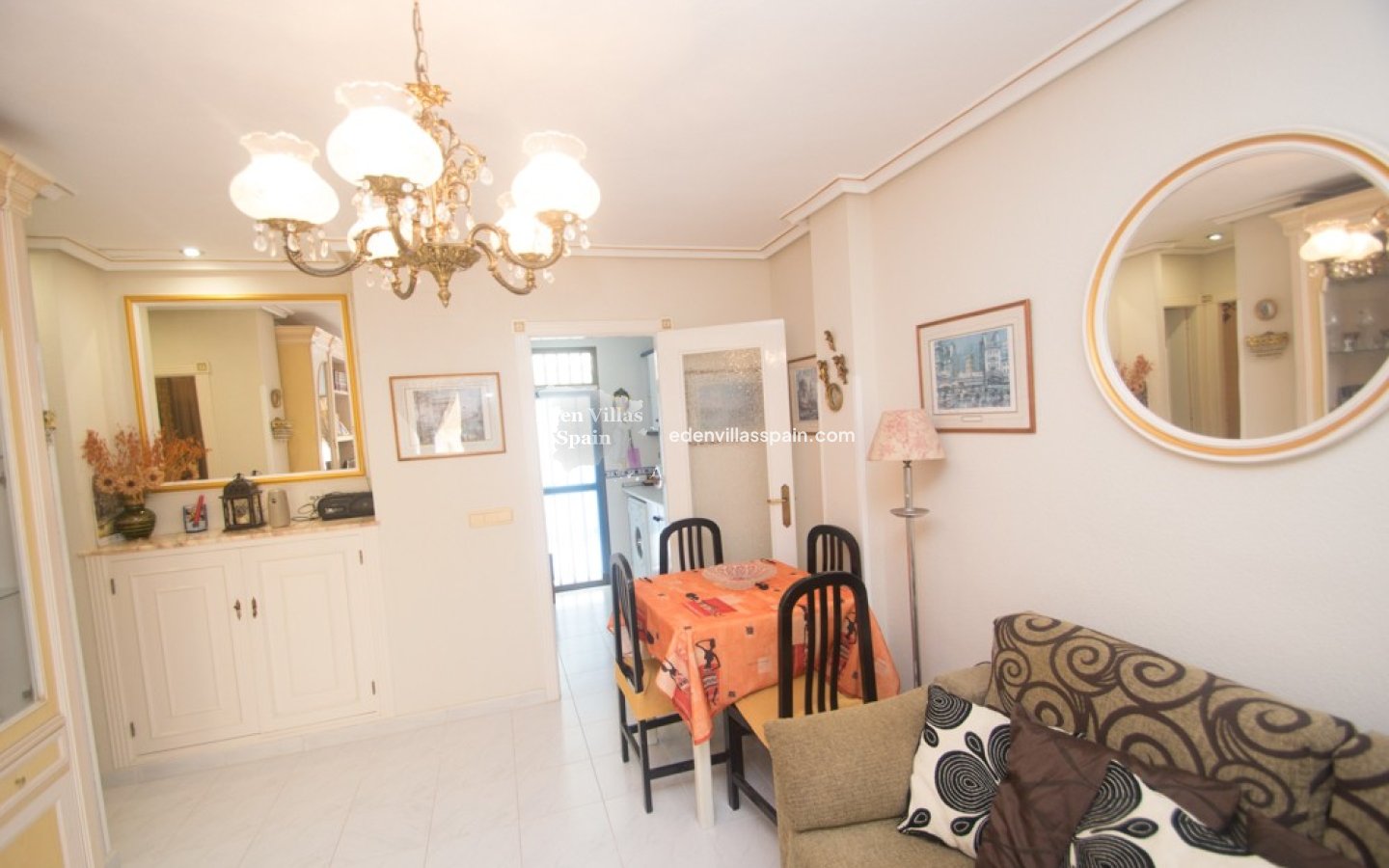 Immobilien Zweiter Hand - Wohnung  - Torrevieja