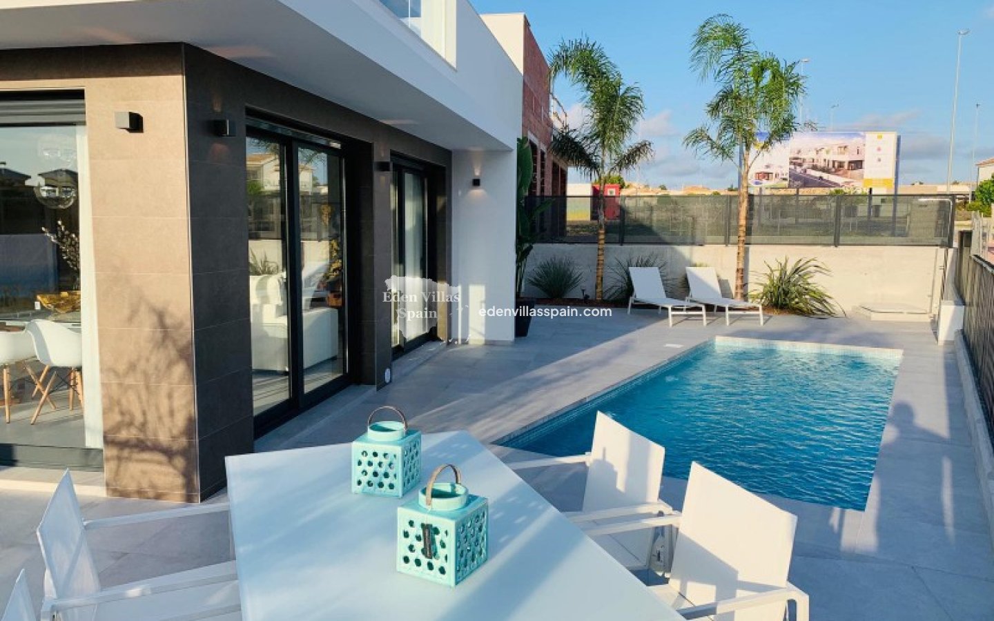 Neubau - Brandneue Villa - La Marina