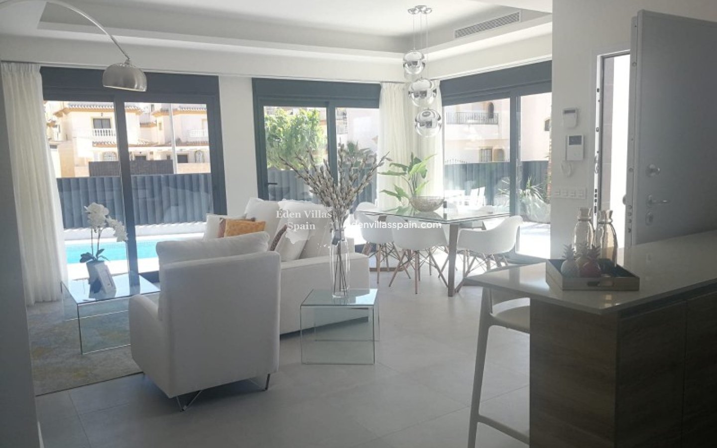 Neubau - Brandneue Villa - La Marina