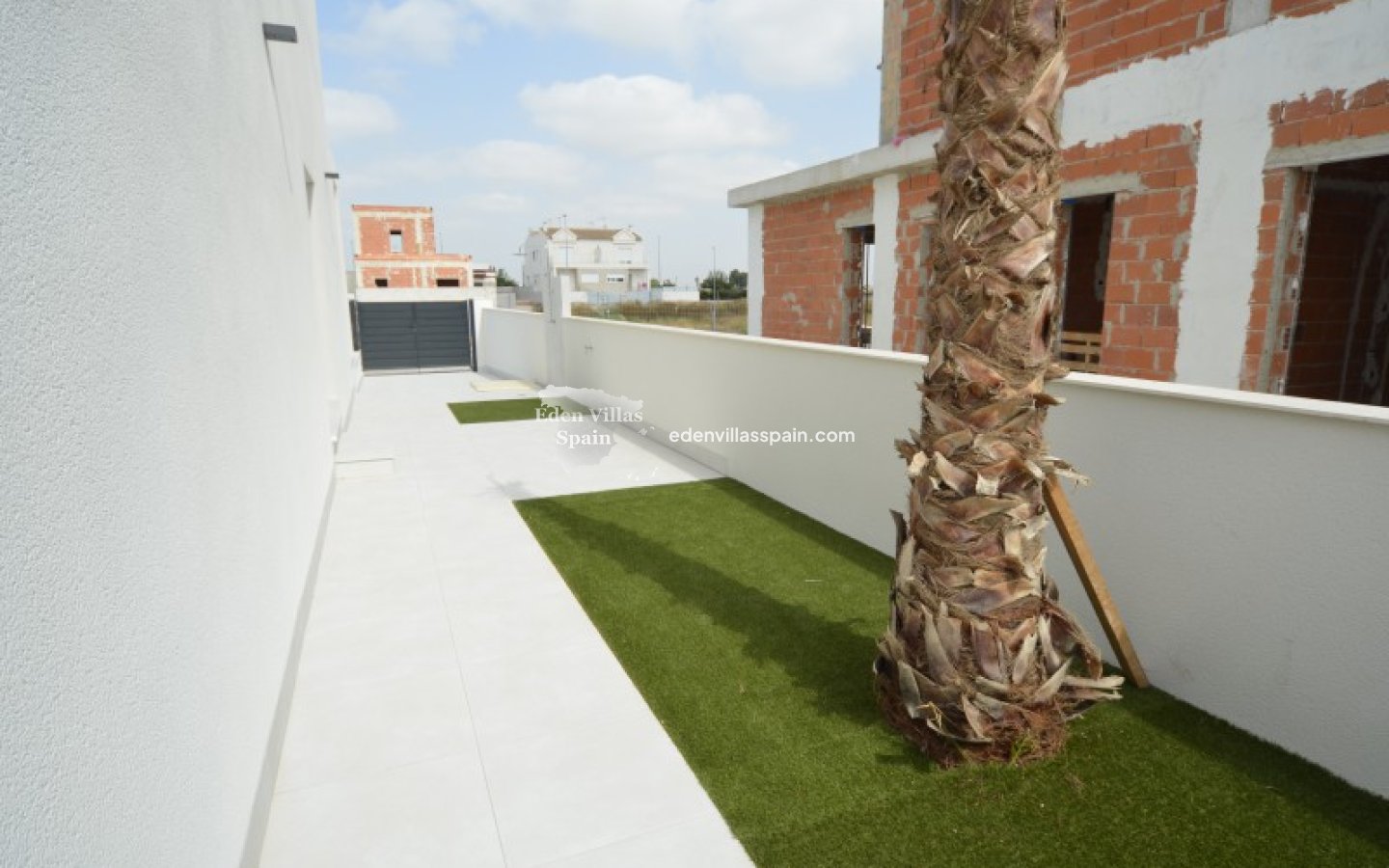 Neubau - Reiheneinfamilienhaus - Daya Nueva