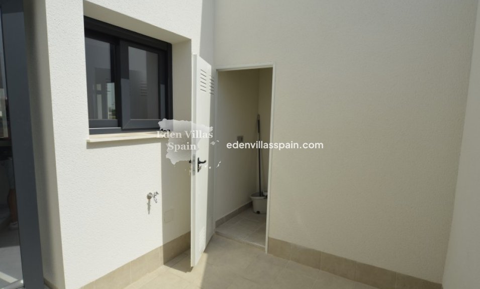 Neubau - Reiheneinfamilienhaus - Daya Nueva